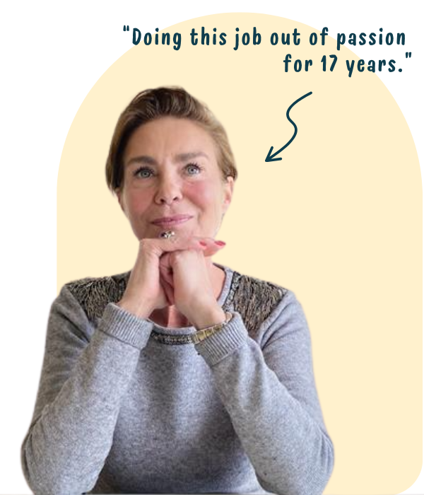 Delphine - EN Delphine - EN